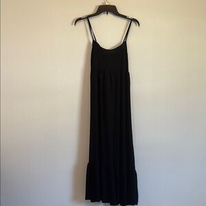 Elegant Black Maxi Dress
